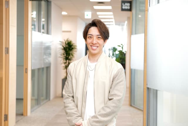 個性に光を照らし、新たな輝きを作る デジタルマーケティングのスペシャリスト